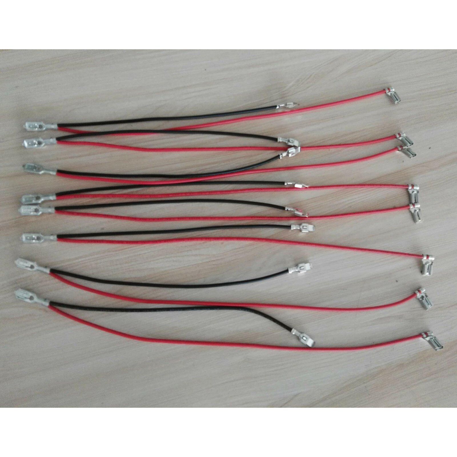 wire samples of HH-684A Fully-automatic 2-wire & 3-end Terminal Crimping and Sheath Inserting Machine (2) wire samples of HH-684A Fully-automatic 2-wire & 3-end Terminal Crimping and Sheath Inserting Machine